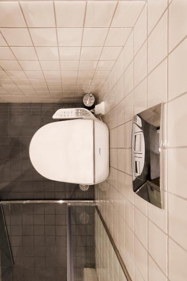 Stunning Αpartment Ιn Τhe Heart Athens. Apartment Luaran gambar