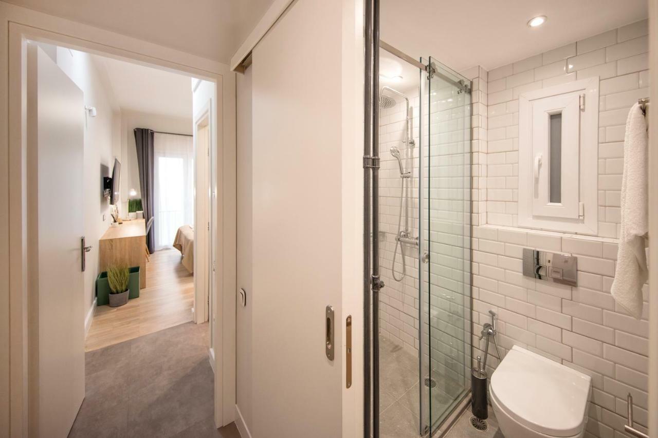 Stunning Αpartment Ιn Τhe Heart Athens. Apartment Luaran gambar