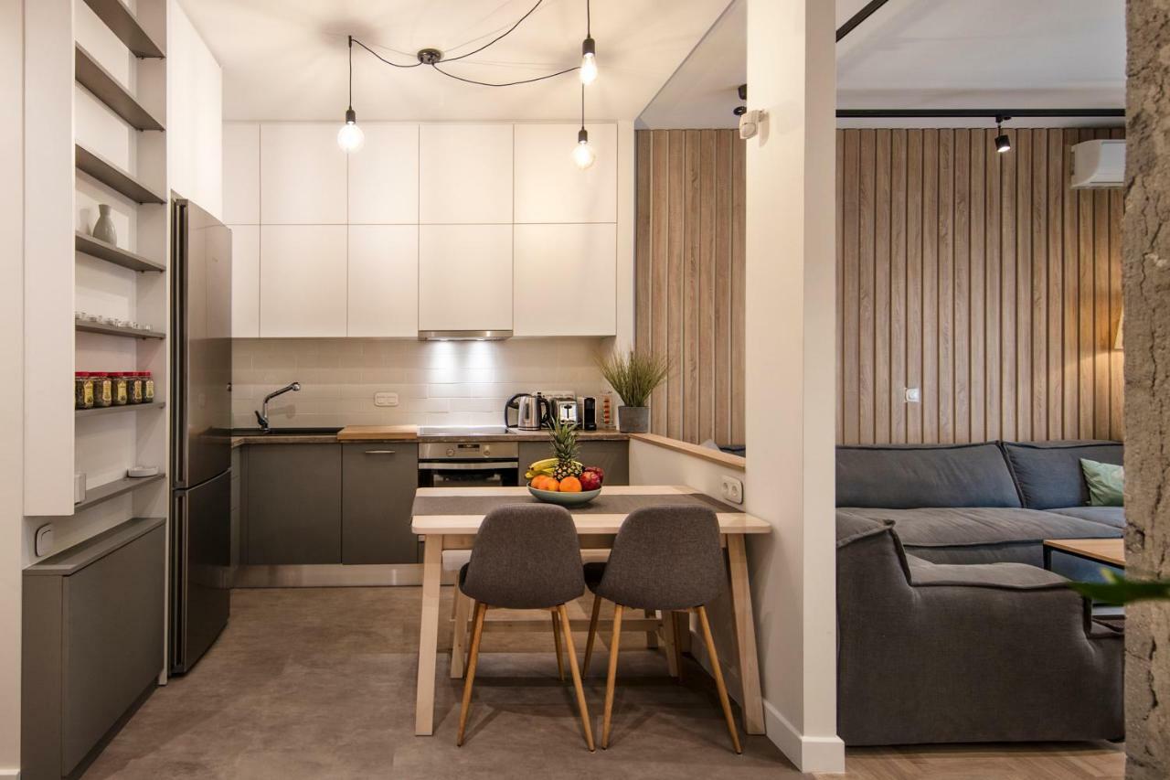 Stunning Αpartment Ιn Τhe Heart Athens. Apartment Luaran gambar