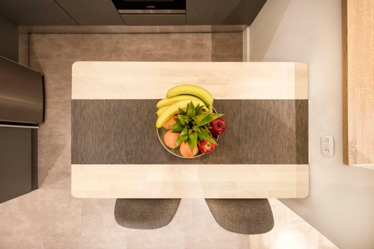 Stunning Αpartment Ιn Τhe Heart Athens. Apartment Luaran gambar
